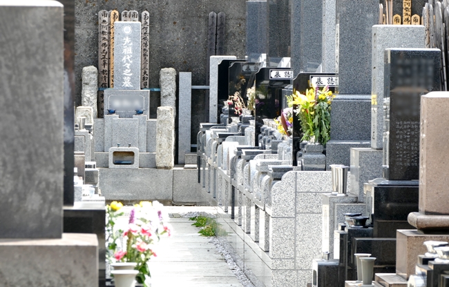 文京区本駒込　常徳寺墓地　墓地分譲とお墓建立費含め98万円からお求めいただけます。東京の地、文京の地に墓地をご希望の方は是非ご見学ご相談ください。